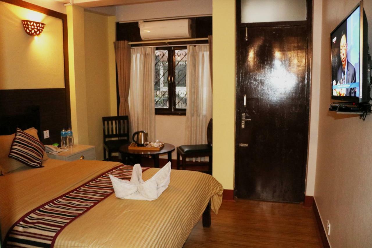 Hotel Yala Peak Katmandú Exterior foto
